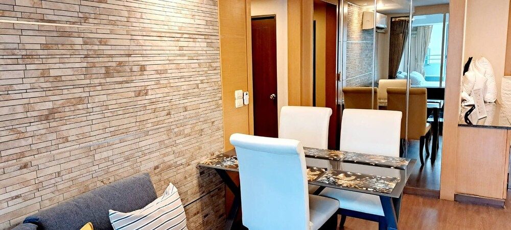 6D - No Impact From Earthquake 3bedrooms 2 Bath Downtown Bangkok Apartment, 3 Bedrooms, Accessible, Balcony 52