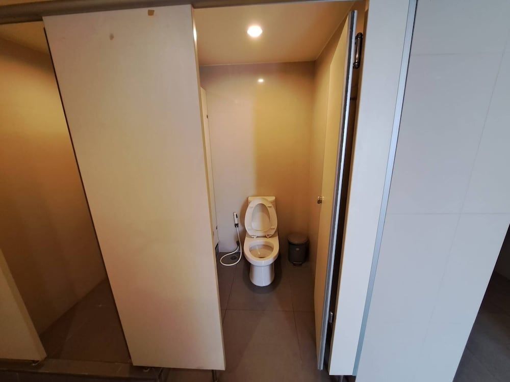 6D - No Impact From Earthquake 3bedrooms 2 Bath Downtown Bangkok Apartment, 3 Bedrooms, Accessible, Balcony 30