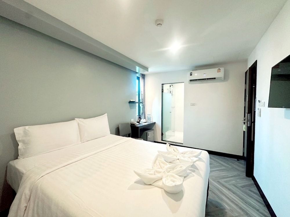 Superior Double Room (Building B)
