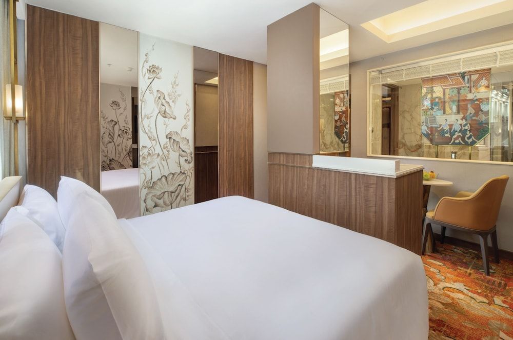 Superior King Room