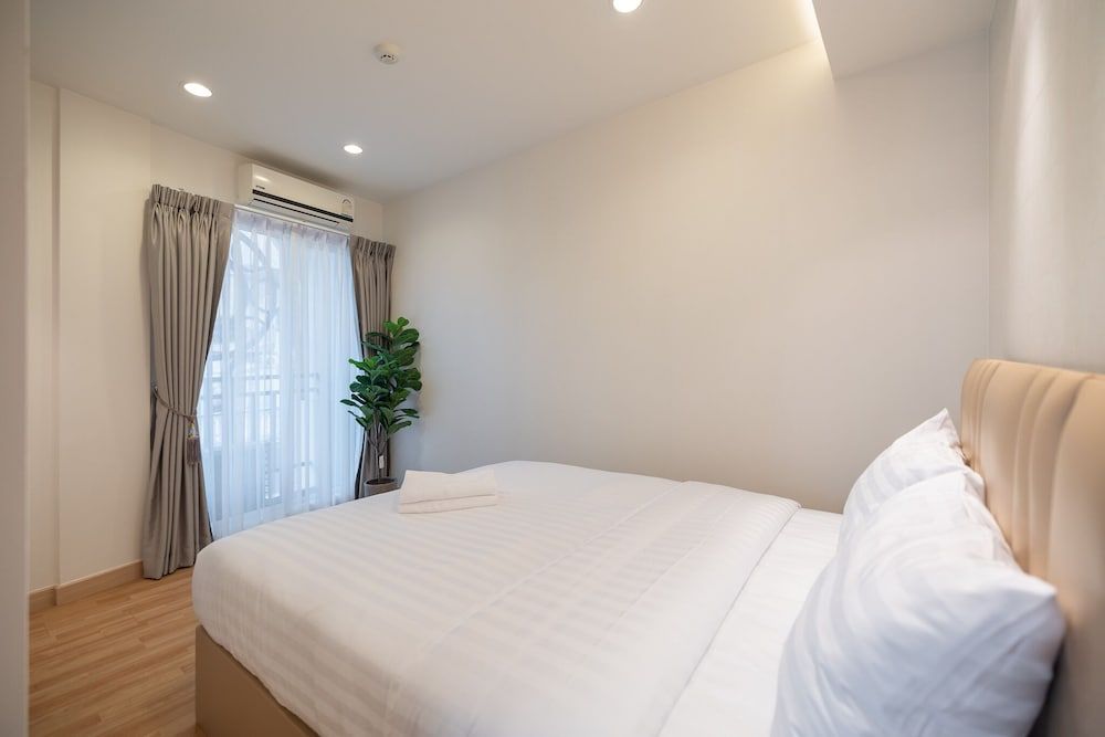 Suite Double Room with Balcony