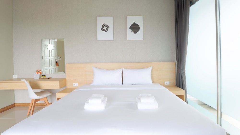 Deluxe Premier Room