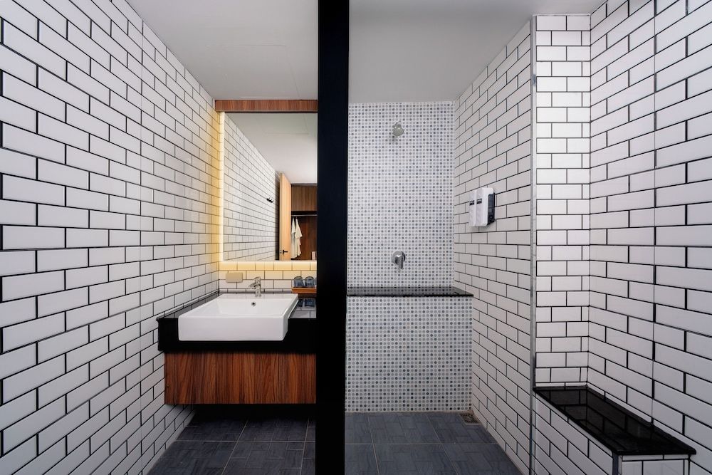 HAPPY HOTEL Deluxe Double Room, 1 King Bed 10