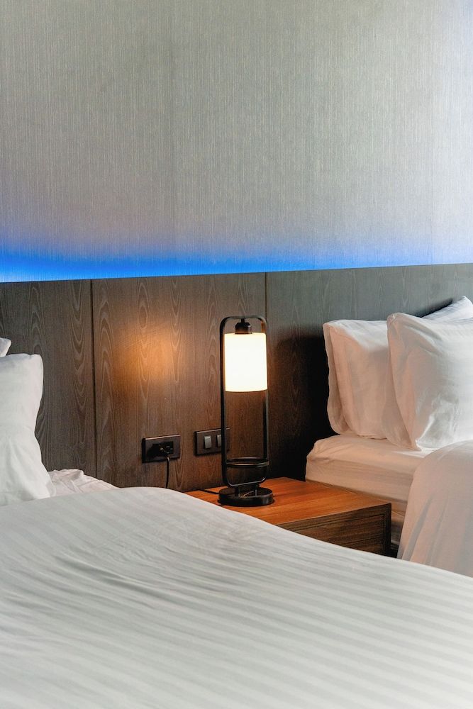 HAPPY HOTEL Deluxe Double Room, 1 King Bed 2