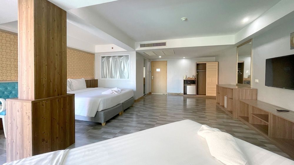 Premier Triple Room