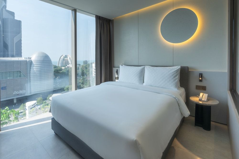 Luna Deluxe Sea View Double