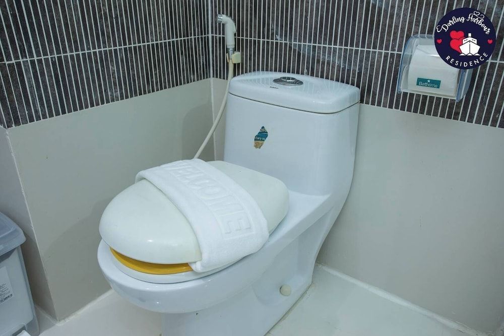 Darling Harbour Residence - Pattaya Standard Single Room, 1 King Bed 3