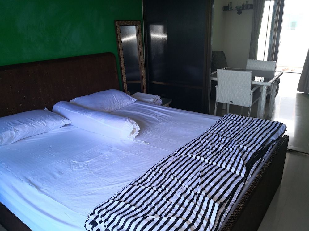 Room, 1 Bedroom, Smoking, View
