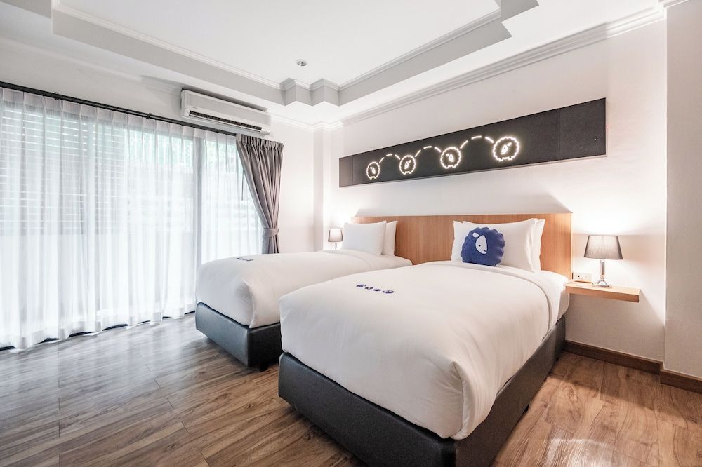 Kokotel Pattaya North Beach Superior Twin Room 2