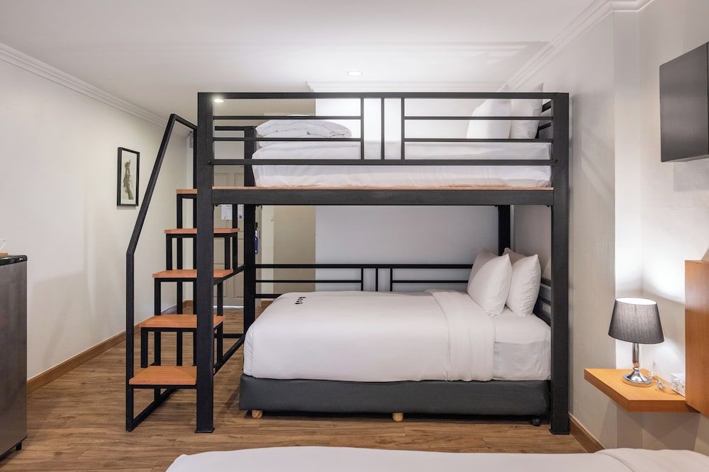 Kokotel Pattaya North Beach Deluxe Quadruple Room