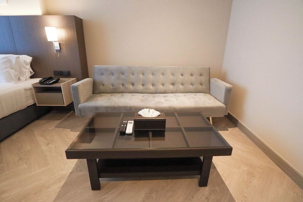 The One Cozy Living Junior Suite, City View 11