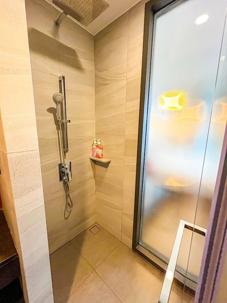 The Edge central pattaya Deluxe Studio Suite, Bay View 7