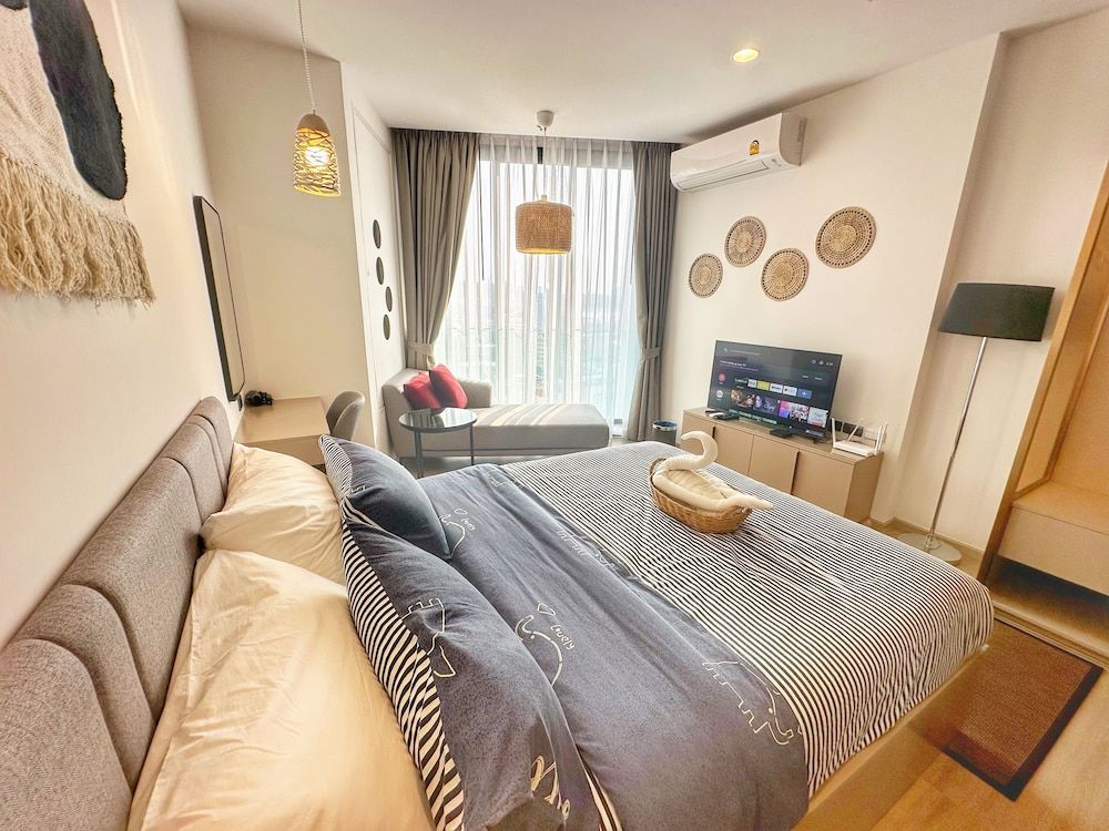 The Edge central pattaya Deluxe Studio Suite, Bay View 5