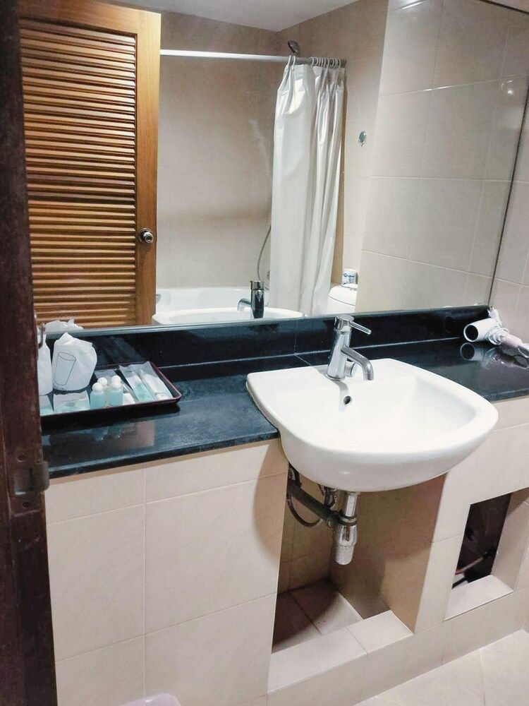 One Bedroom Suite