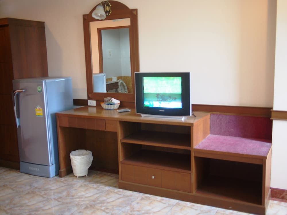 Navin Mansion 3 Standard Room 6