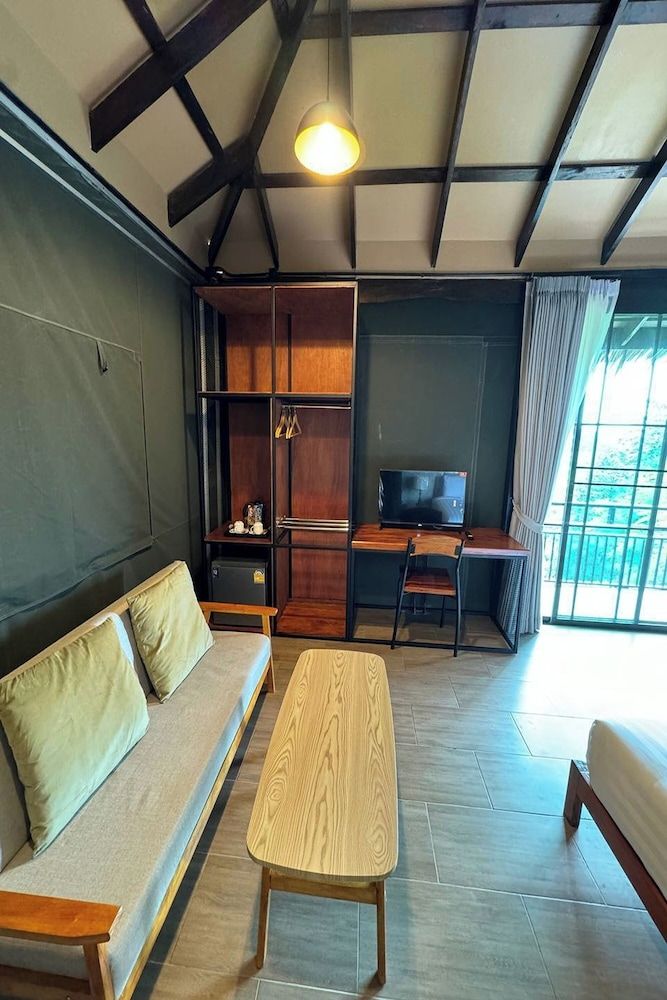 Pha Lae Tawan@Siray Standard Villa, 2 Twin Beds 5