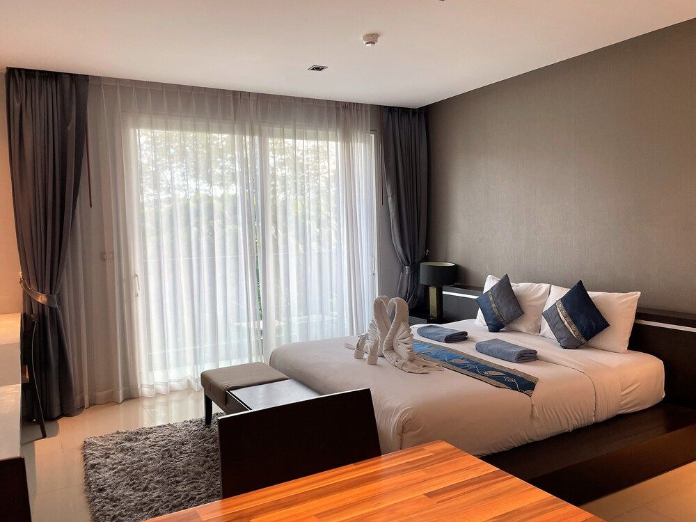 Standard Studio, 1 King Bed