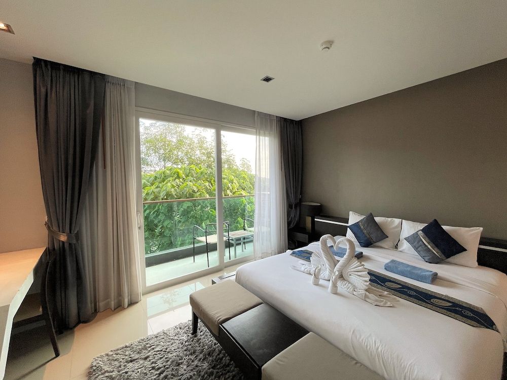 Standard Studio, 1 King Bed