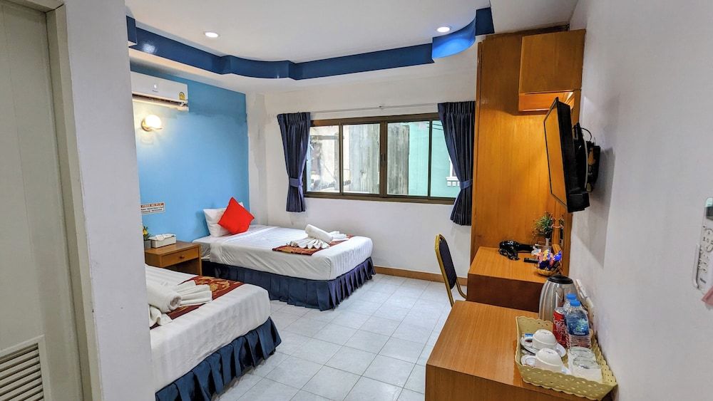 Heaven House Restro & Bar