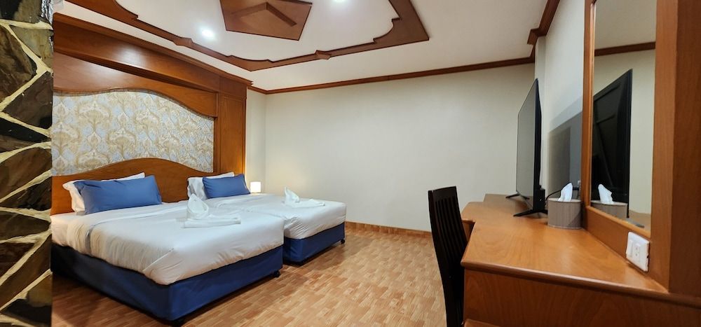 Twin Room, No Windows