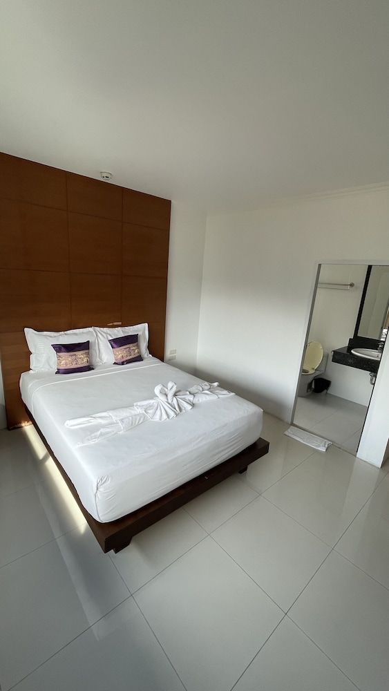 Sukcheewa Residence Phuket Standard Room