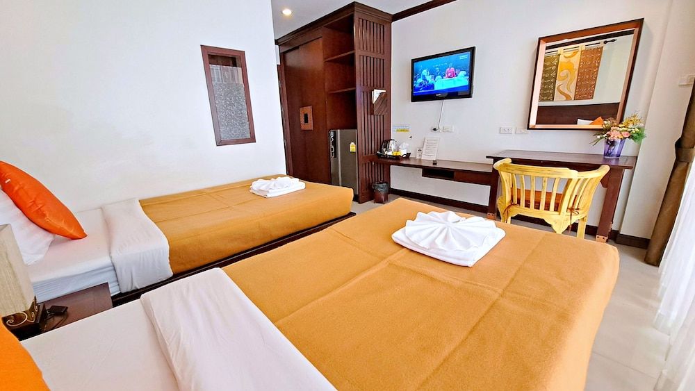 Standard Twin Room
