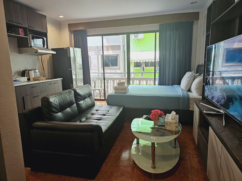 Patong Central Residence & Apartment Studio Apartment with Kitchen 11