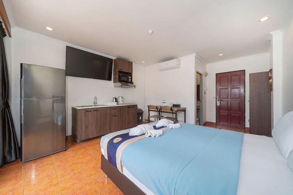 Patong Central Residence & Apartment Studio Apartment with Kitchen