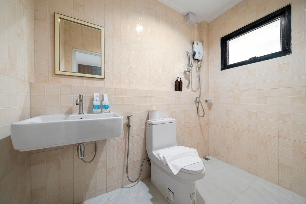 Summer Sea Phi Phi Island Deluxe Double Room, Private Bathroom 16