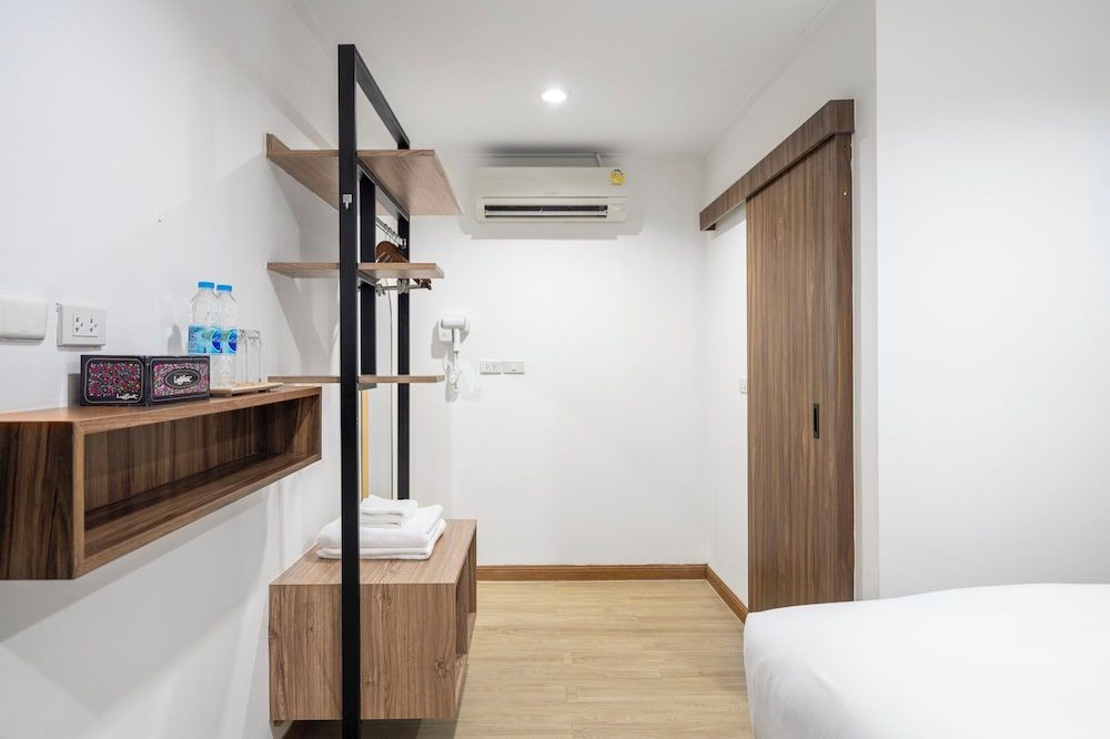 Summer Sea Phi Phi Island Superior Double Room, Private Bathroom 17