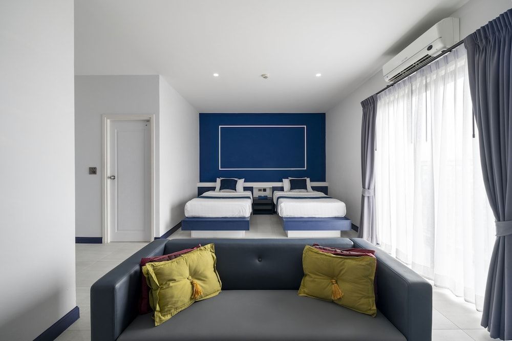 The Parc Bangna Signature Twin Room 6