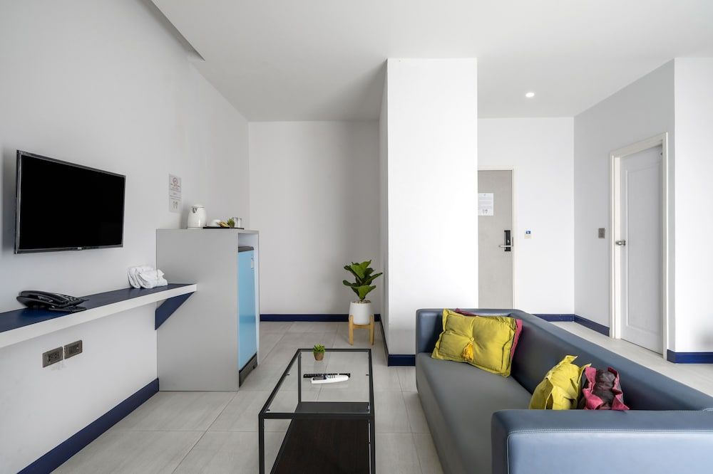 The Parc Bangna Signature Twin Room 18