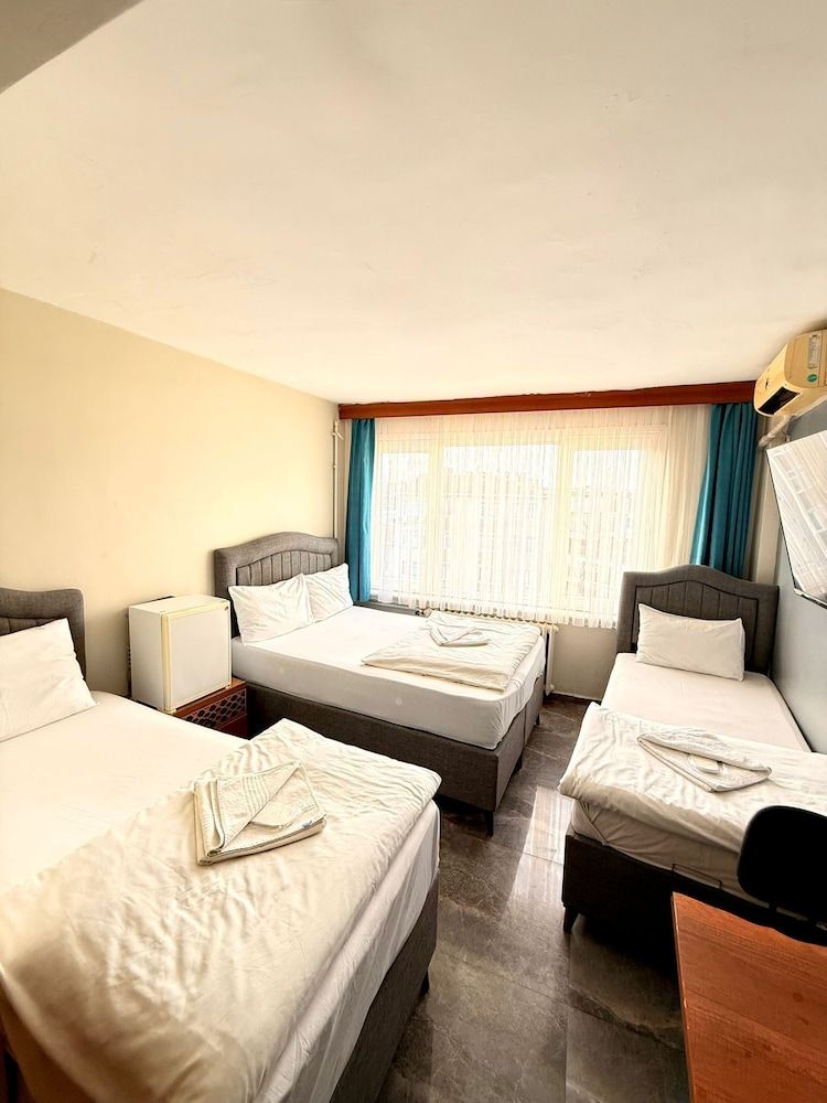 Standard Triple Room, Multiple Beds