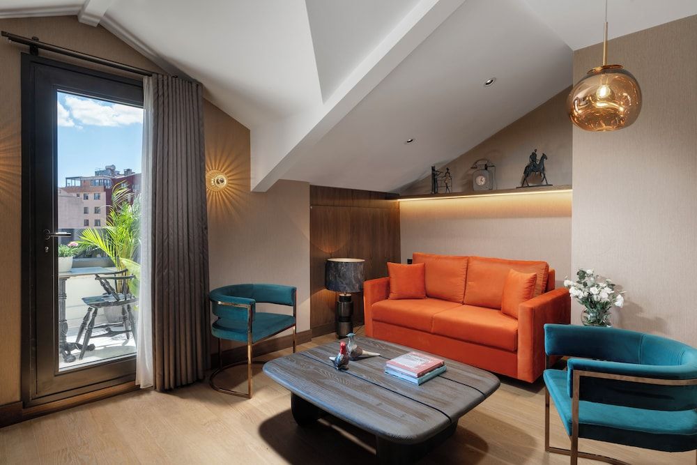 Family Suite, Balcony, City View