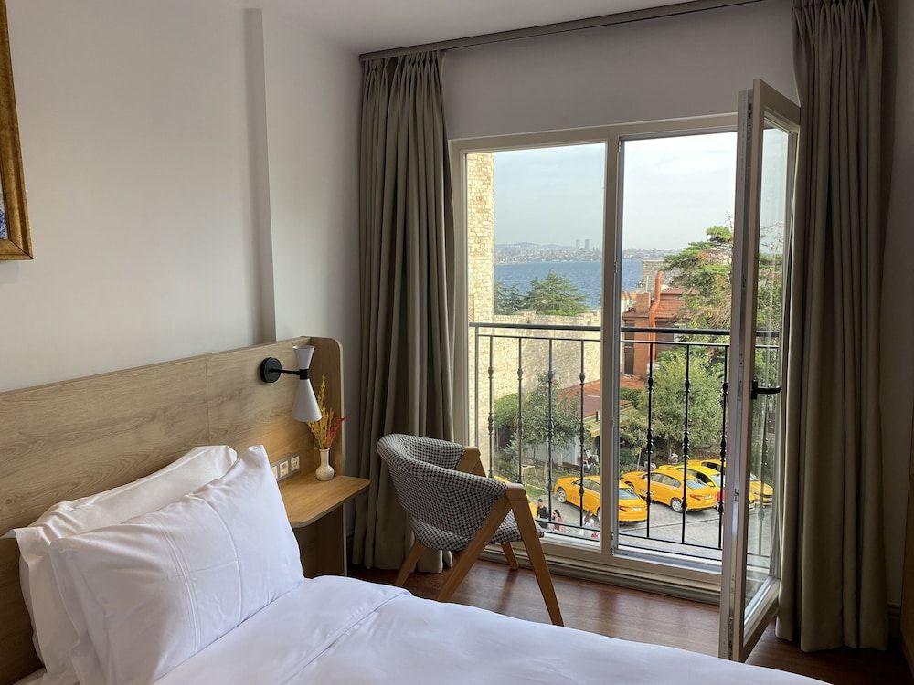 Deluxe Family with Sea View