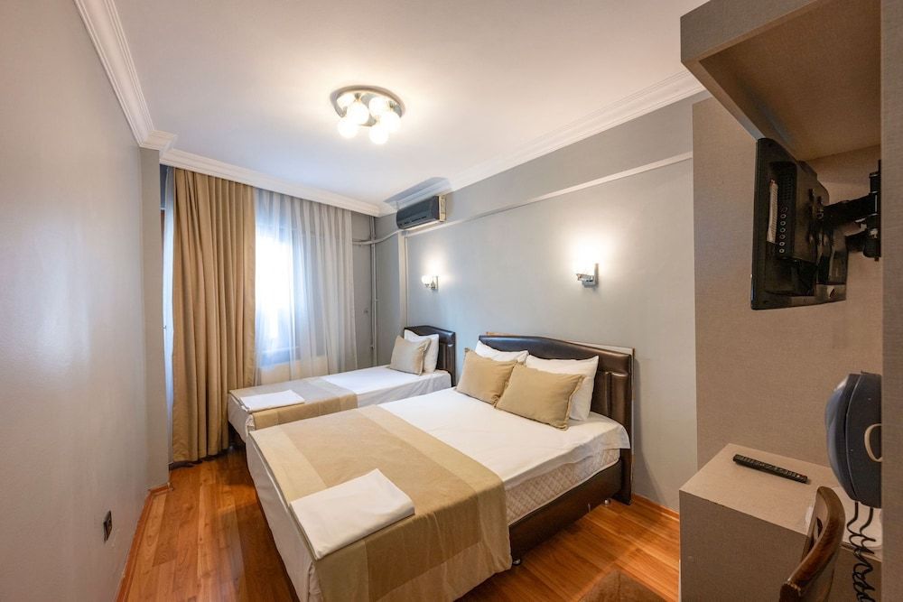 Classic Triple Room