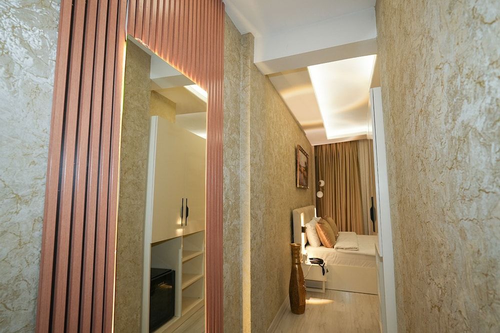 Luxury Medea Taksim Hotel Deluxe Room 8