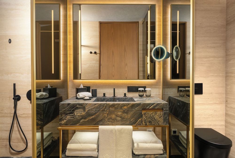 Rixos Tersane Istanbul Premium Room, 1 King Bed (Nickelodeon Play Access) 3