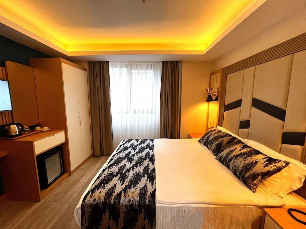 Family Connected Room 4 Pax