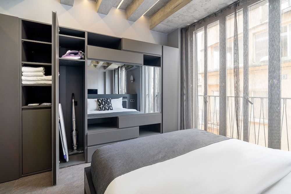 Elite Apartment