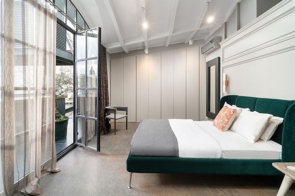 Exclusive Penthouse