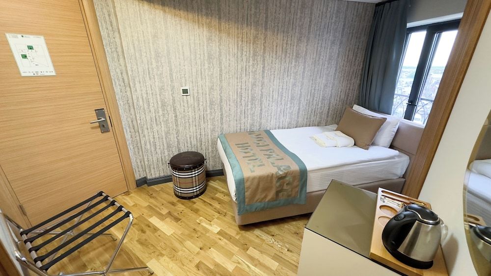 Economy Single Room, City View