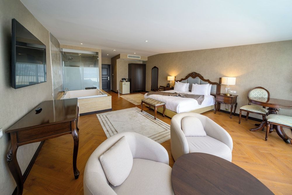 Deluxe Sea View Room With Jacuzzi & Terrace