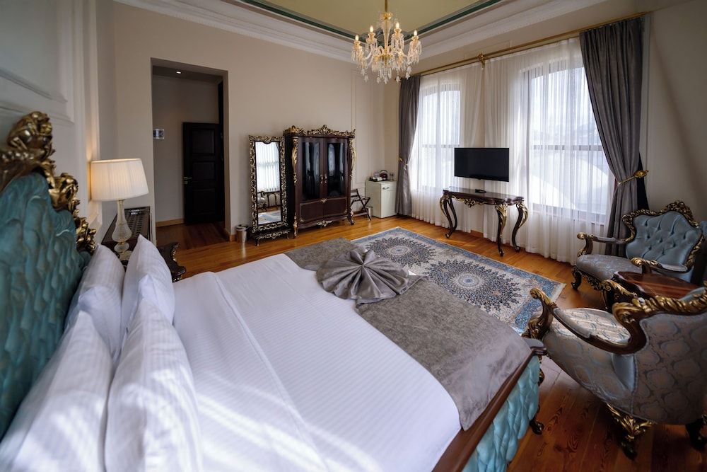 Executive Room