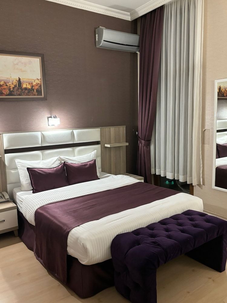 Classic Double Room, City View