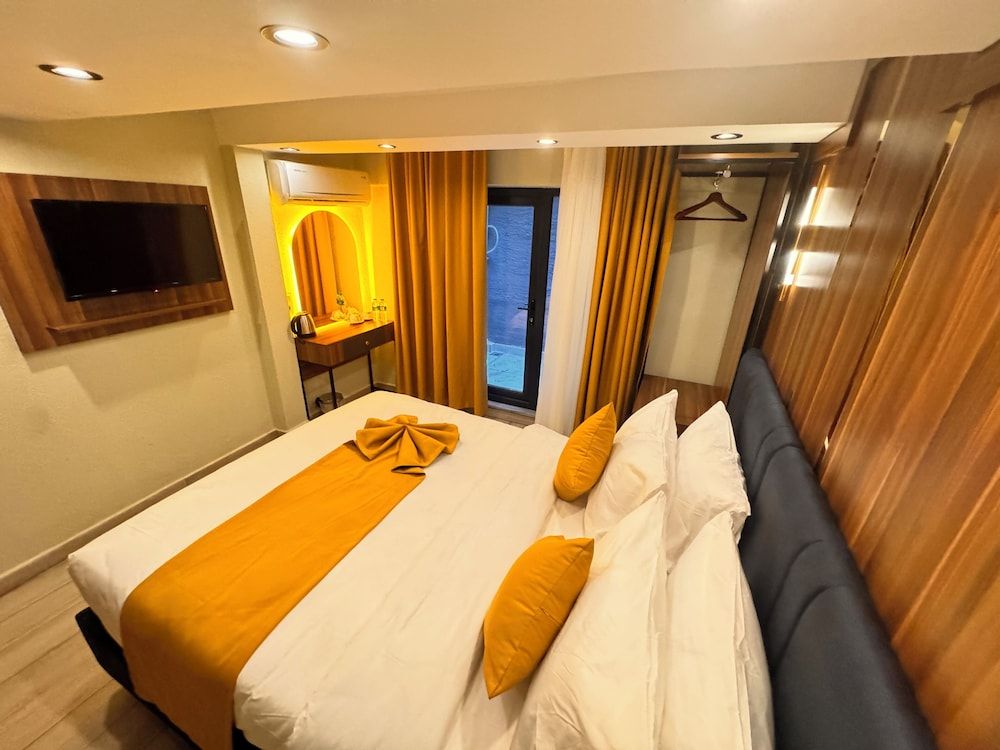 Basic Double Room