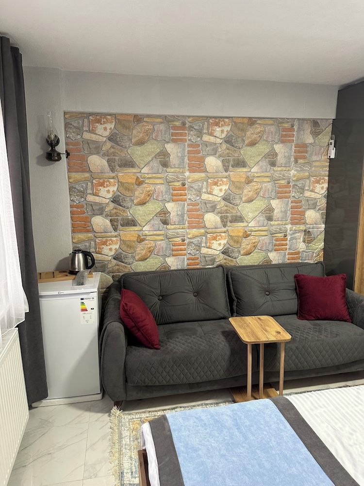 Deluxe Triple Room, Partial Sea View
