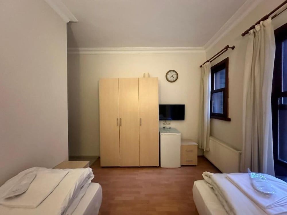 Adil Konak Hotel Double Room 2