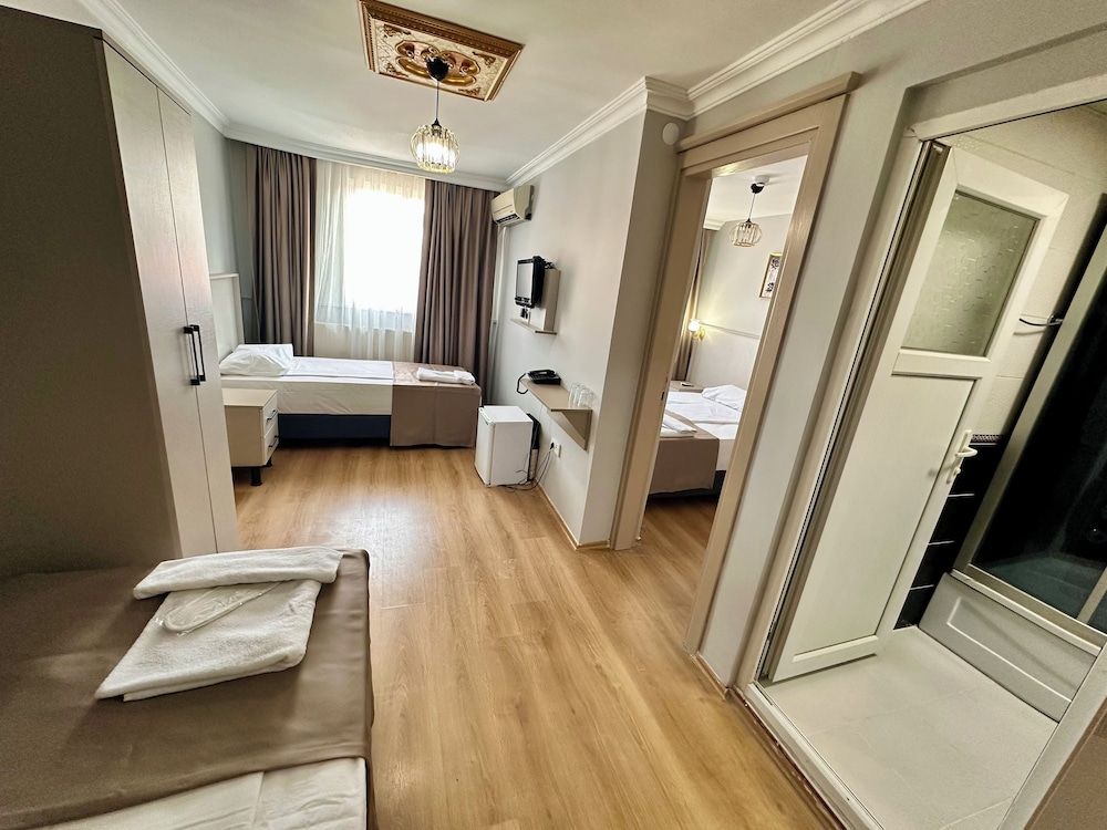 Comfort Quadruple Room