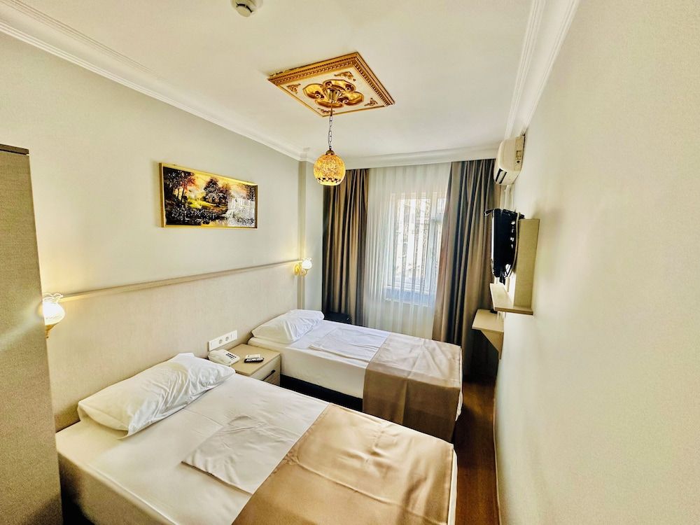 Comfort Twin Room
